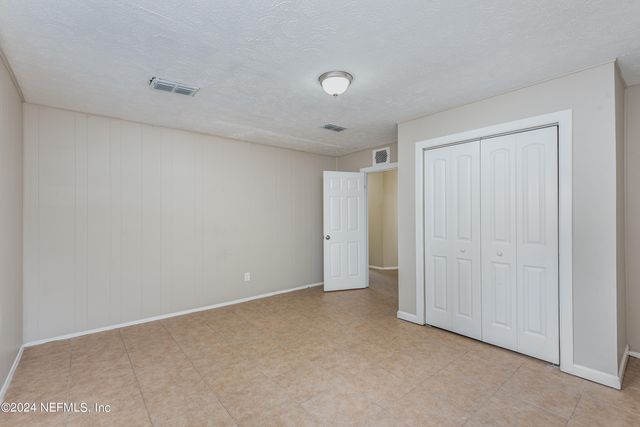 7433 LEROY Drive, Jacksonville, FL 32244