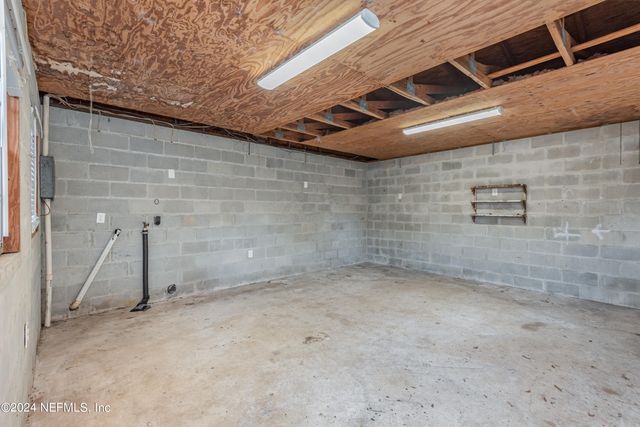 7433 LEROY Drive, Jacksonville, FL 32244