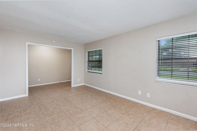 7433 LEROY Drive, Jacksonville, FL 32244