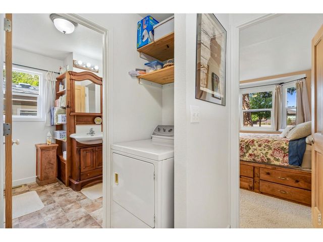 1131 Caroline Ct, Loveland, CO 80537