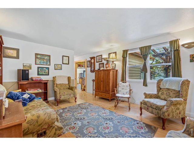 1131 Caroline Ct, Loveland, CO 80537