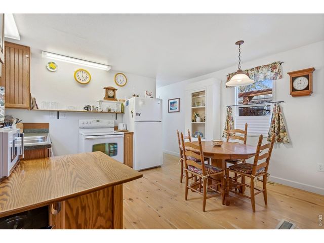 1131 Caroline Ct, Loveland, CO 80537