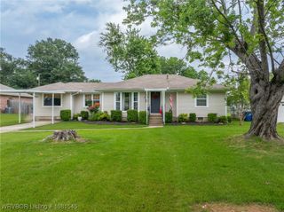 3909 S Q Street, Fort Smith, AR 72903
