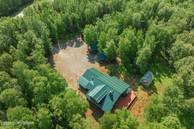 30294 S Talkeetna Spur Road, Talkeetna, AK 99676