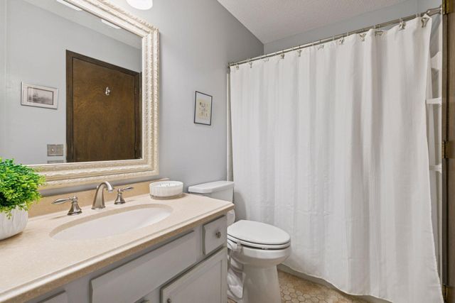 1645 Hickory Hill Drive, Eagan, MN 55122