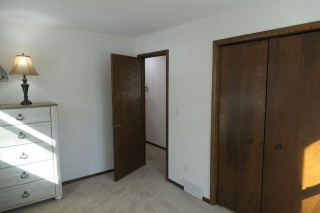 18908 146th Street NW, Elk River, MN 55330