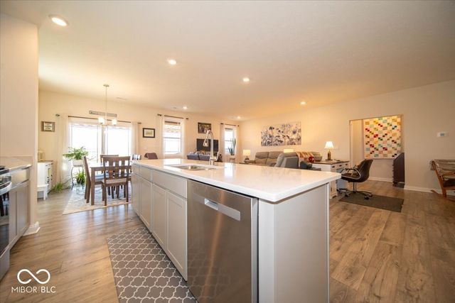 896 Booneway Lane, Bargersville, IN 46106