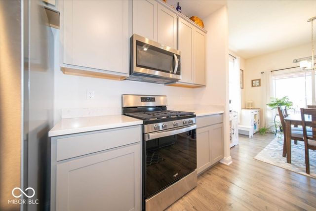 896 Booneway Lane, Bargersville, IN 46106