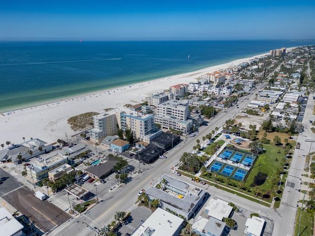15 AVALON STREET 701, Clearwater Beach, FL 33767