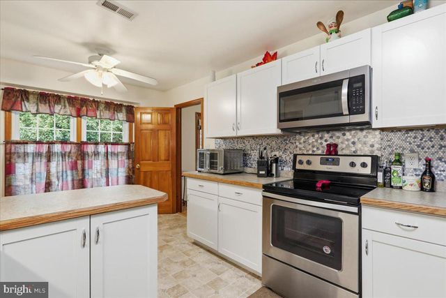 985 S MARSHALL ST, Front Royal, VA 22630