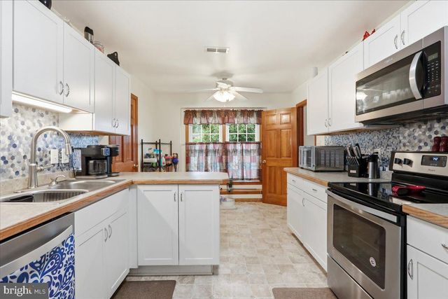 985 S MARSHALL ST, Front Royal, VA 22630