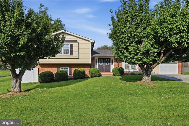 985 S MARSHALL ST, Front Royal, VA 22630