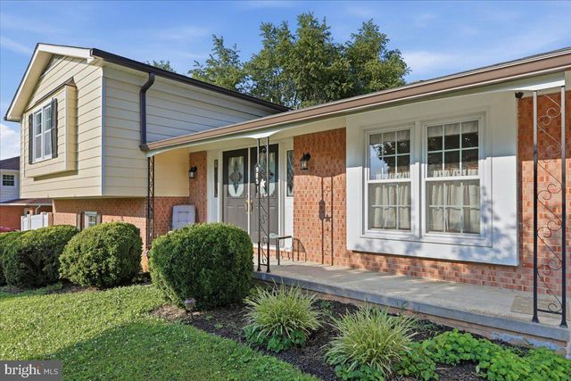 985 S MARSHALL ST, Front Royal, VA 22630