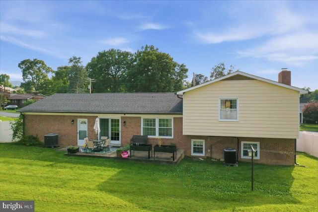 985 S MARSHALL ST, Front Royal, VA 22630