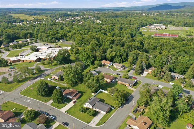 985 S MARSHALL ST, Front Royal, VA 22630