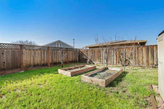 633 633 N P St, Livermore, CA 94551