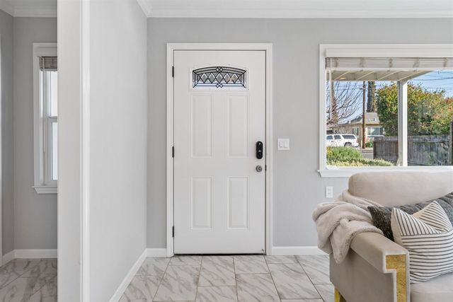 633 633 N P St, Livermore, CA 94551