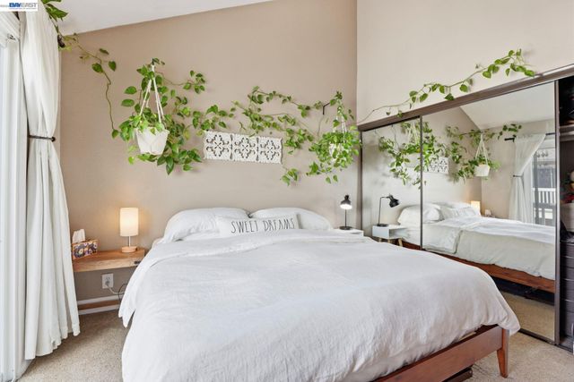 3877 Vine St, Pleasanton, CA 94566