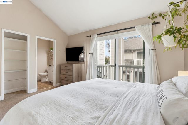 3877 Vine St, Pleasanton, CA 94566