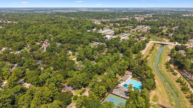 15119 Willow Branch Drive, Houston, TX 77070