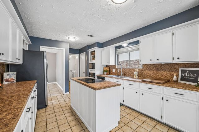 15119 Willow Branch Drive, Houston, TX 77070