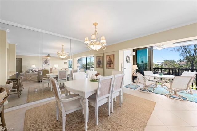 1340 Middle Gulf DR 8A, Sanibel, FL 33957