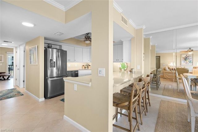 1340 Middle Gulf DR 8A, Sanibel, FL 33957