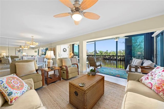 1340 Middle Gulf DR 8A, Sanibel, FL 33957