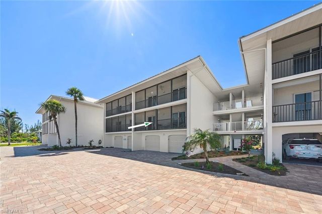 1340 Middle Gulf DR 8A, Sanibel, FL 33957
