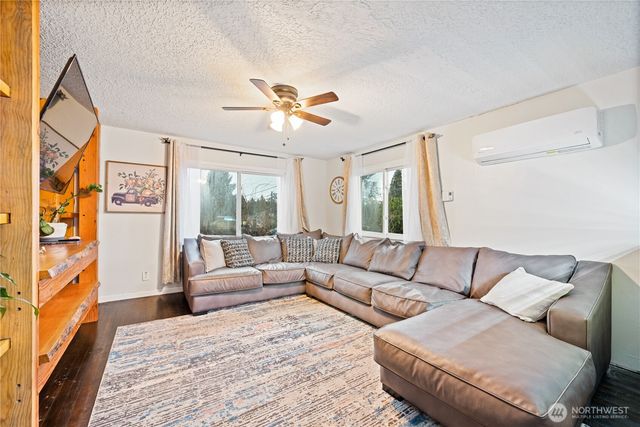 129 Yelton Drive, Longview, WA 98632