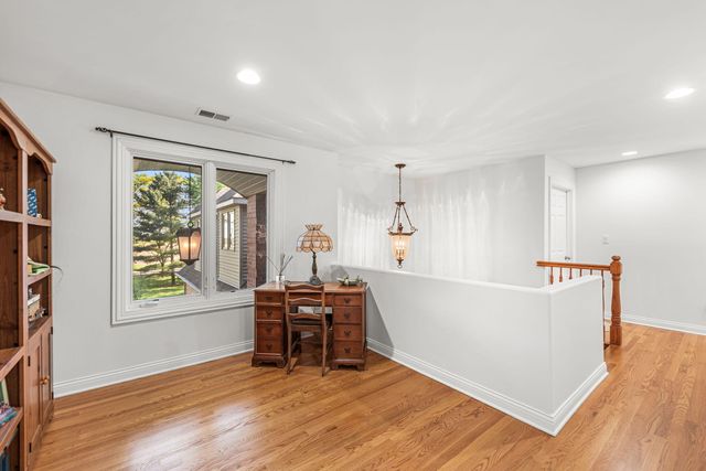 10430 W 173rd Avenue, Lowell, IN 46356