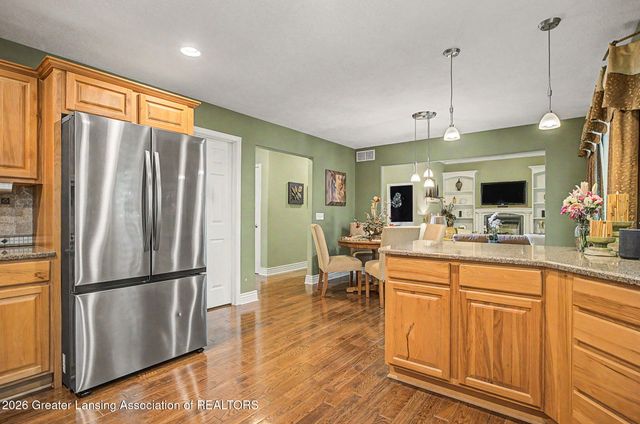 2047 Arbor Meadows Drive, Dewitt, MI 48820