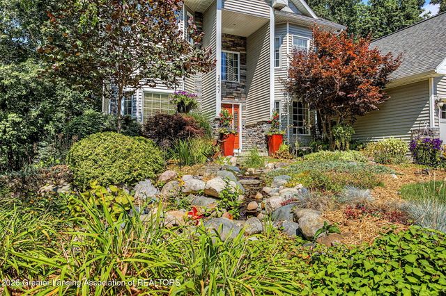 2047 Arbor Meadows Drive, Dewitt, MI 48820