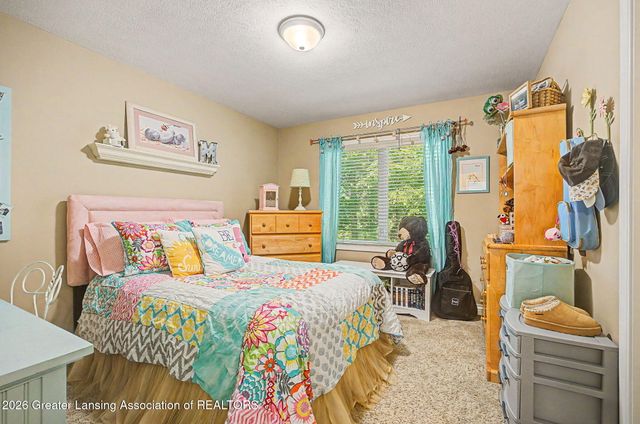 2047 Arbor Meadows Drive, Dewitt, MI 48820