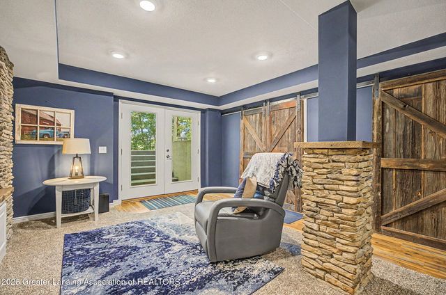 2047 Arbor Meadows Drive, Dewitt, MI 48820