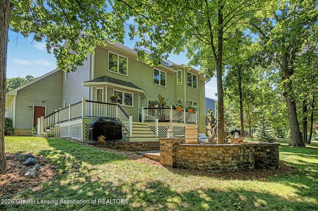 2047 Arbor Meadows Drive, Dewitt, MI 48820