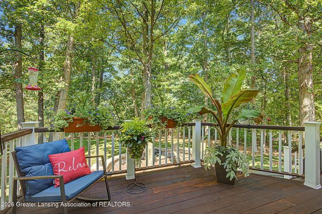 2047 Arbor Meadows Drive, Dewitt, MI 48820
