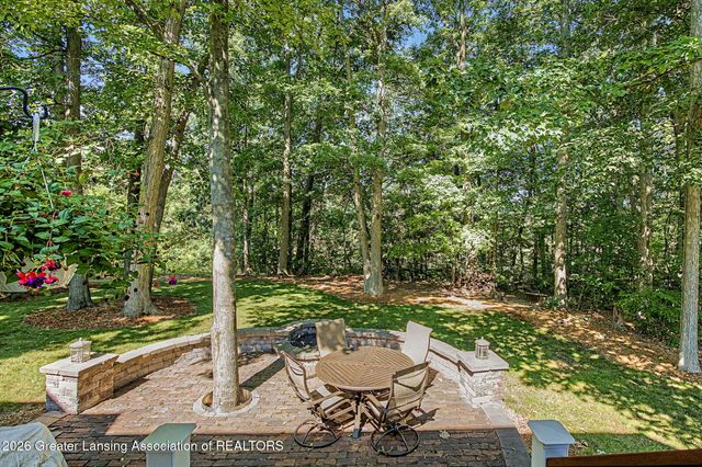 2047 Arbor Meadows Drive, Dewitt, MI 48820