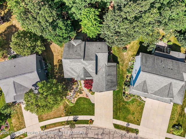 2047 Arbor Meadows Drive, Dewitt, MI 48820