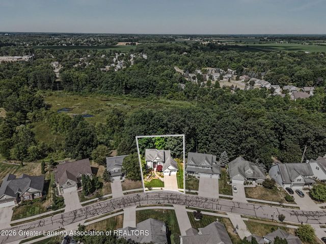 2047 Arbor Meadows Drive, Dewitt, MI 48820
