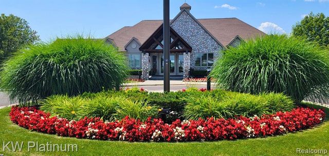57512 Mill Point Road, Lenox, MI 48048