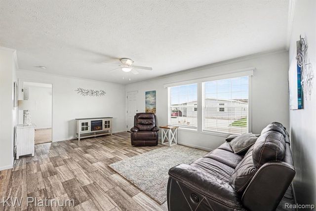 57512 Mill Point Road, Lenox, MI 48048