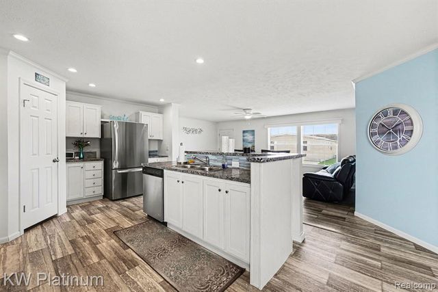 57512 Mill Point Road, Lenox, MI 48048
