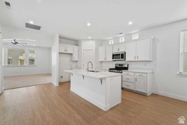 5651 S GARNET DR, St. George, UT 84790