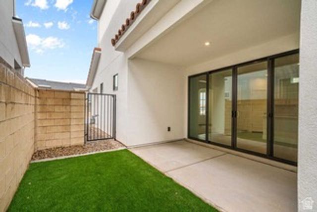 5651 S GARNET DR, St. George, UT 84790