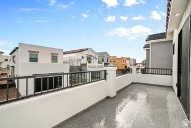 5651 S GARNET DR, St. George, UT 84790