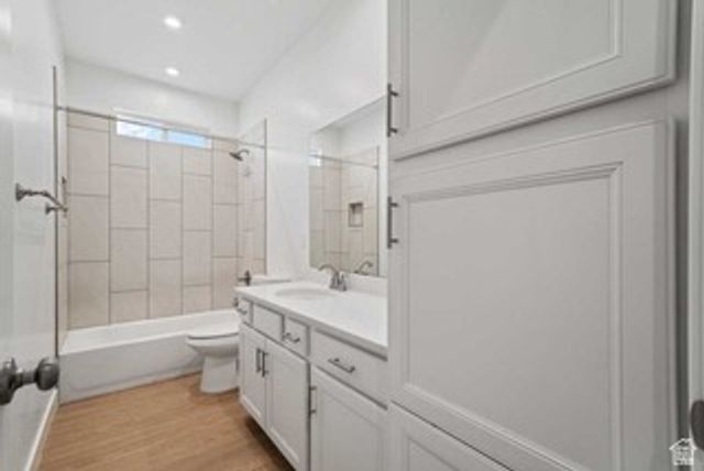 5651 S GARNET DR, St. George, UT 84790