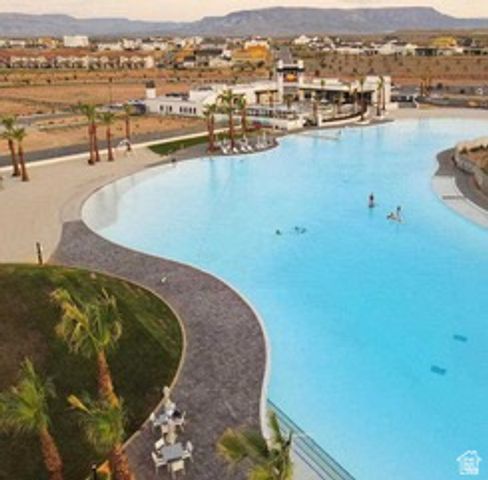 5651 S GARNET DR, St. George, UT 84790