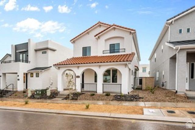 5651 S GARNET DR, St. George, UT 84790