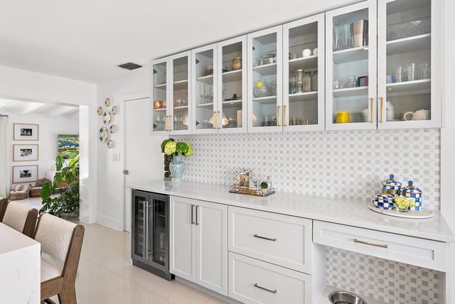 8001 Arlington Place, West Palm Beach, FL 33405